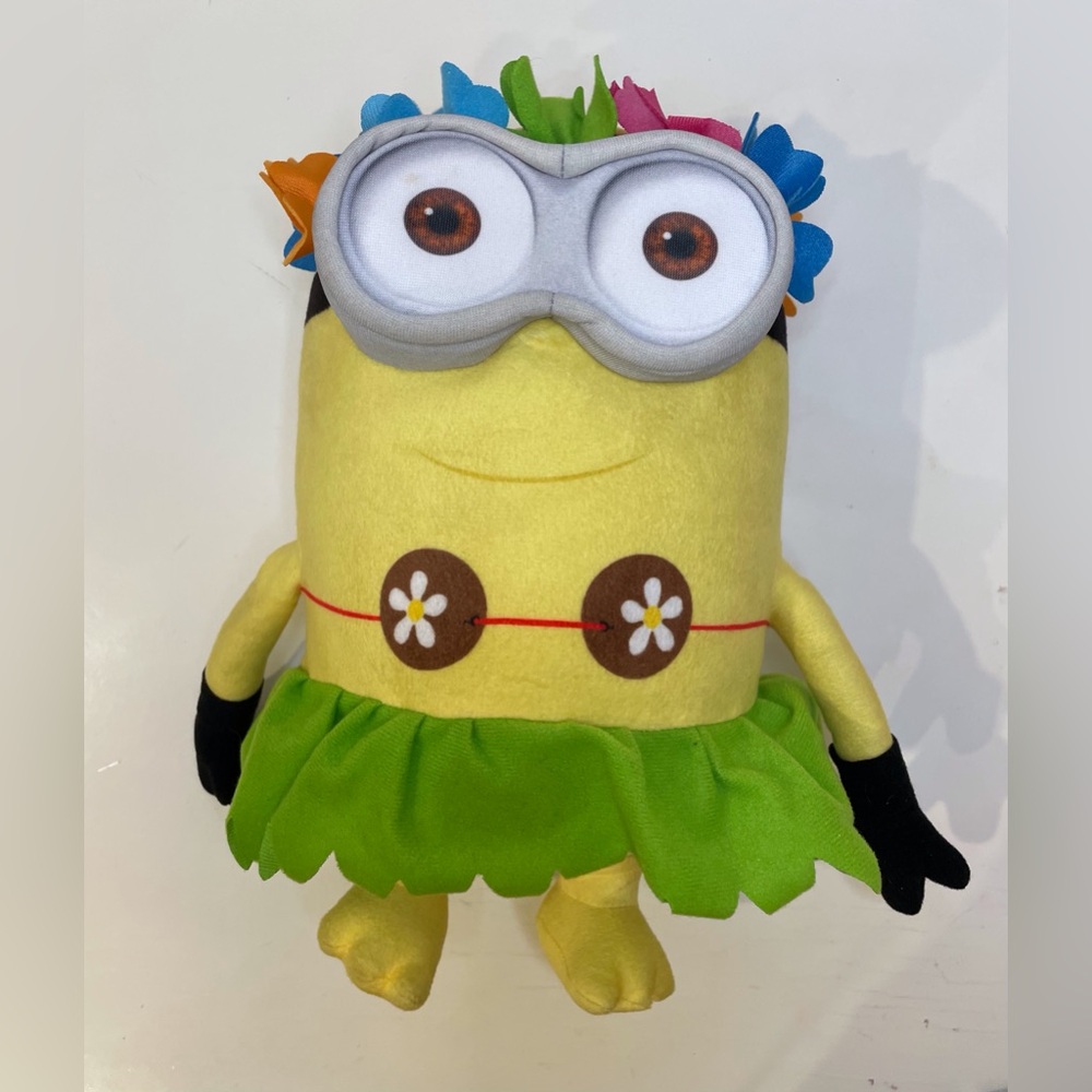 Universal Studios‎ Despicable Me Minions HAWAIIAN Minion Stuffed Animal Toy 11”